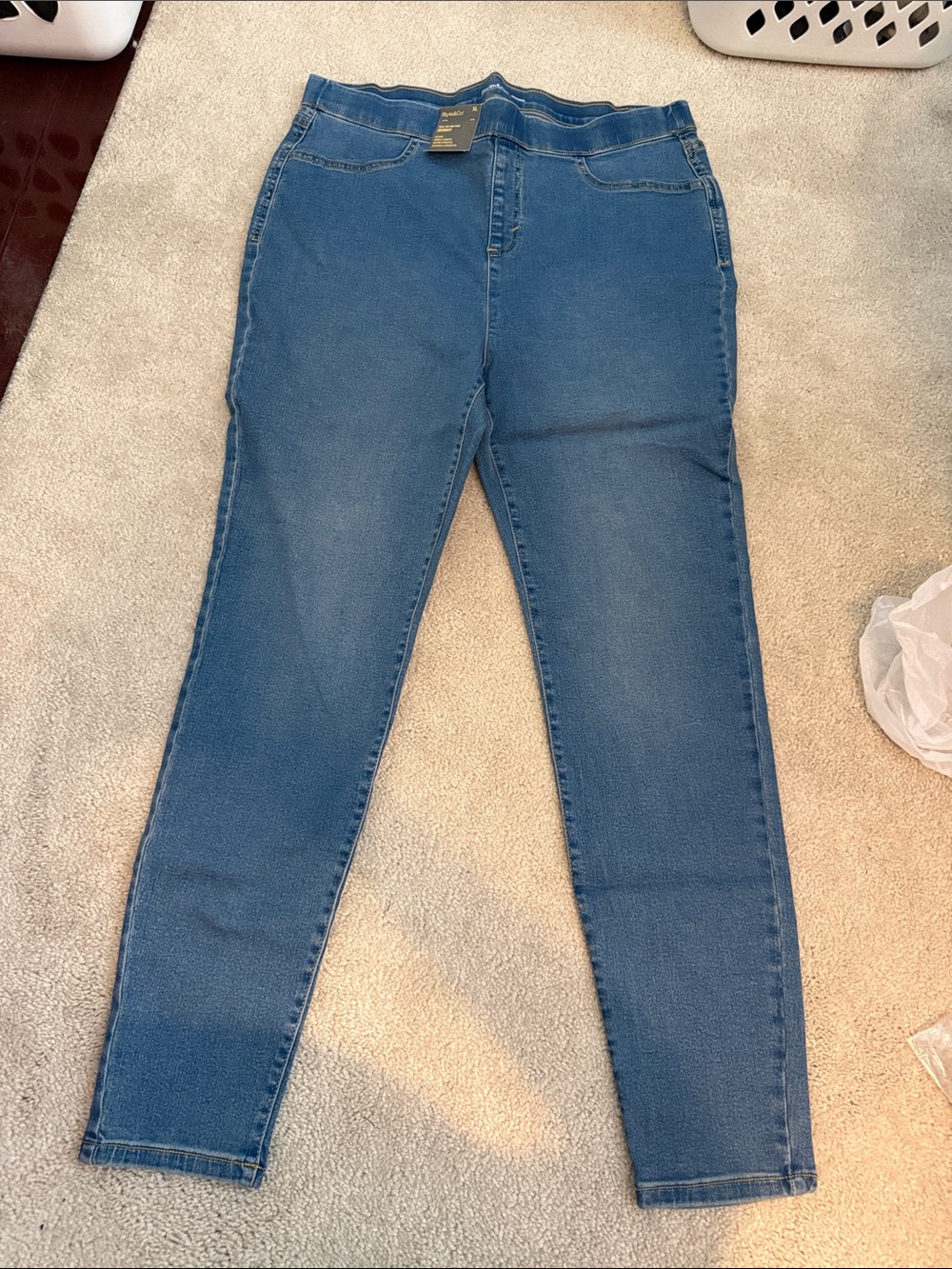 Women’s Style and Co. Jean jeggings XL pull on NWT